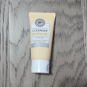 It Cosmetics Cleanser